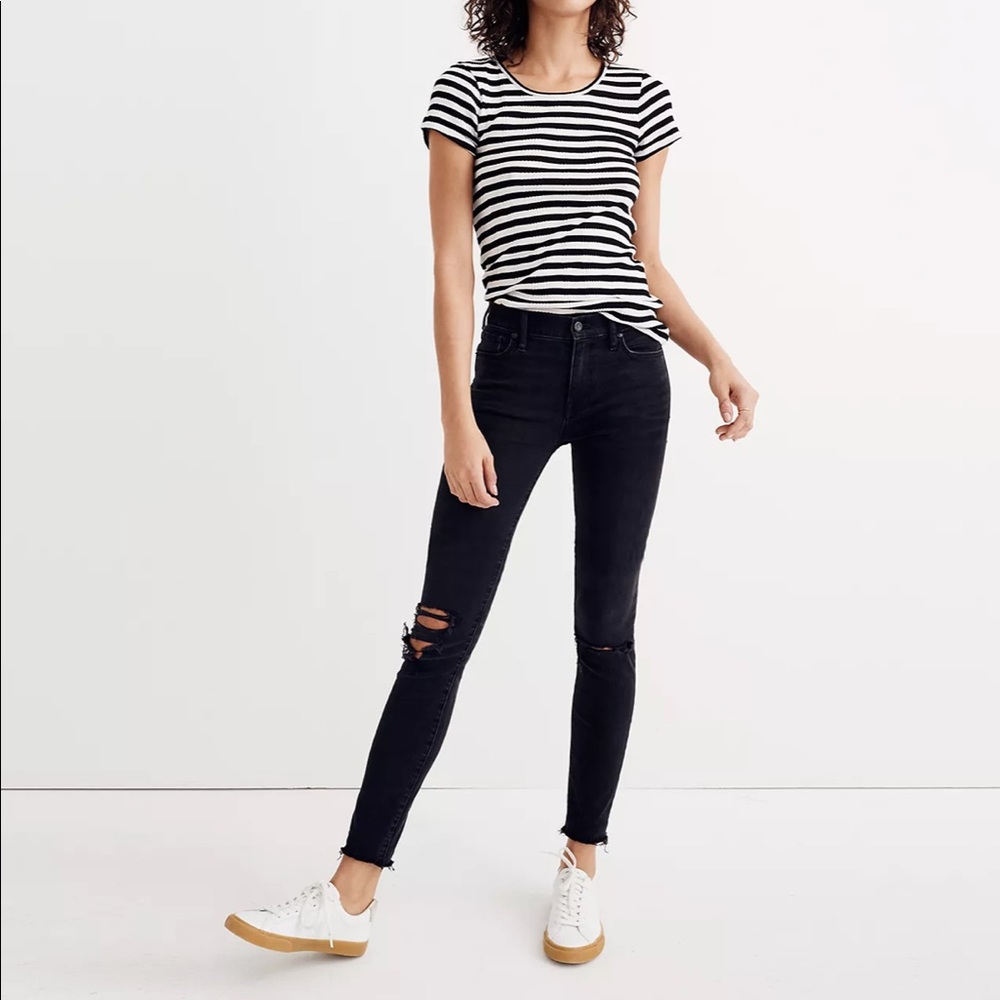 Madewell 9” Mid-Rise Skinny Jeans in Black Sea